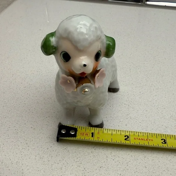 Vintage Glossy Ceramic Lamb Figurine Easter 1950s Springtime Decor Made in Japan - Picture 16 of 17
